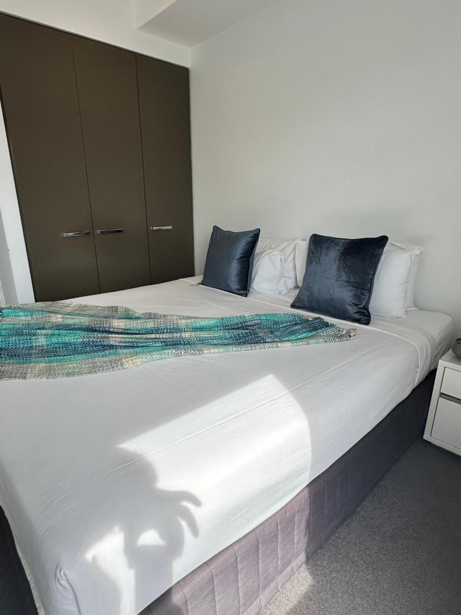 Adele Apartment Hotel East Мелбърн Екстериор снимка